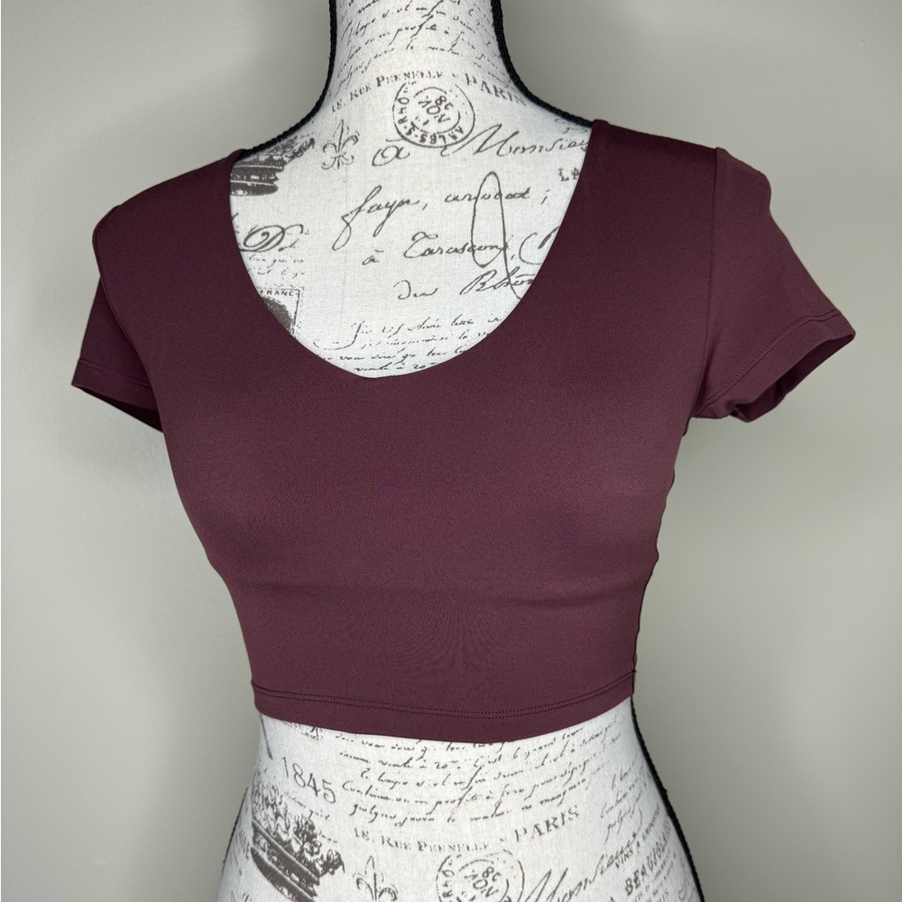 Offline by Aerie Real Me Cropped Short Sleeve Tee with Built-in Support Band